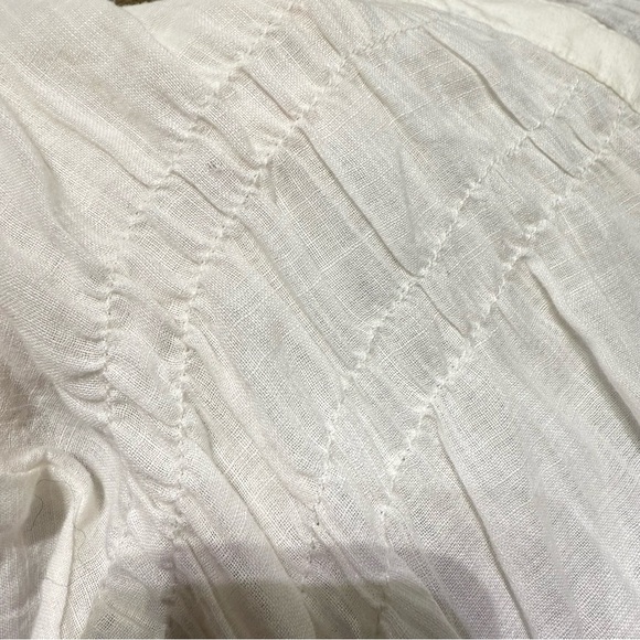 Free People Green Gardens Boho Ivory Cutout Embroidered Hem Tunic Top - Picture 11 of 15